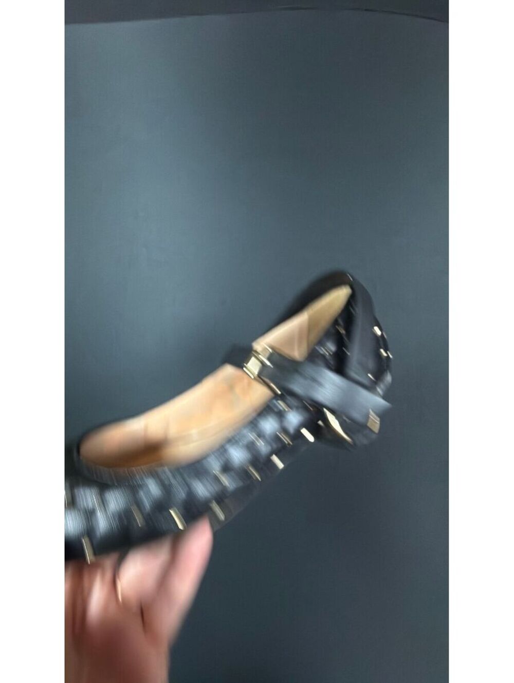 Valentino Black Gold Quilted Size 38 - Picture 3 of 7